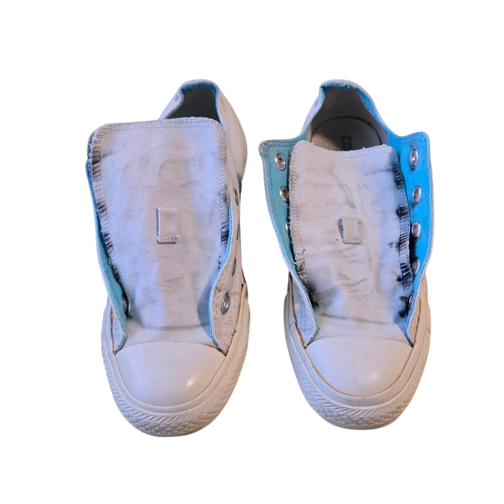 3 for $5 ‼️READ DESCRIPTION‼️Converse Two-Tone Slip-On Sneakers 5.5